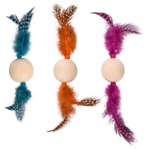 Juguete pelota de madera con plumas